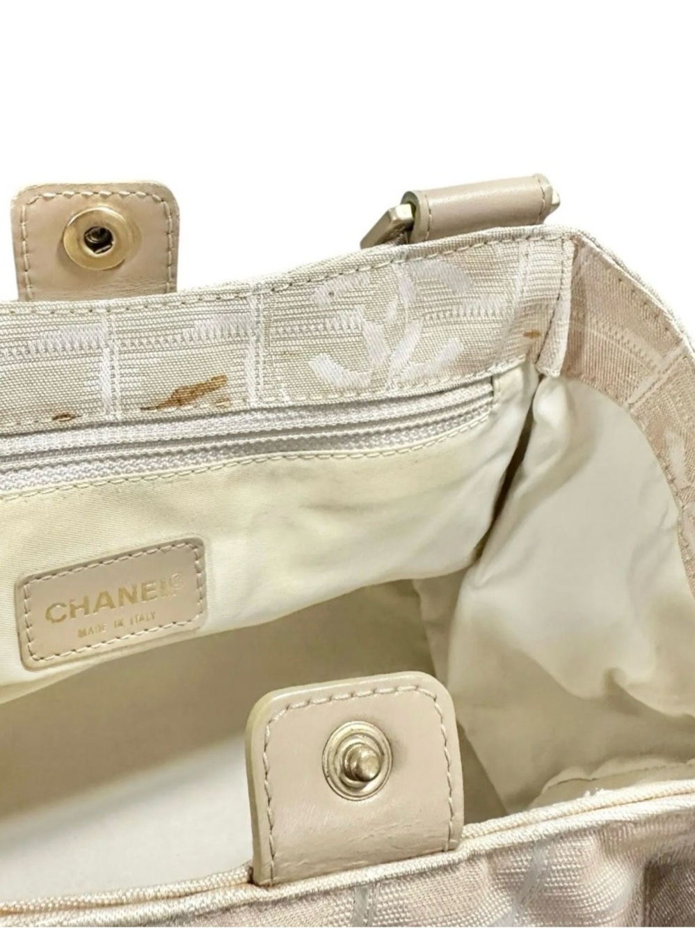 Chanel Beige Nylon & Leather Travel Line Shoulder Bag - Picture 12 of 14